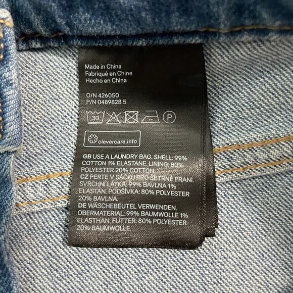 H&M Jean Shorts Womens Size 6 Blue Jean Denim Cuffed Distressed Mid Rise Zip Fly - Picture 5 of 9